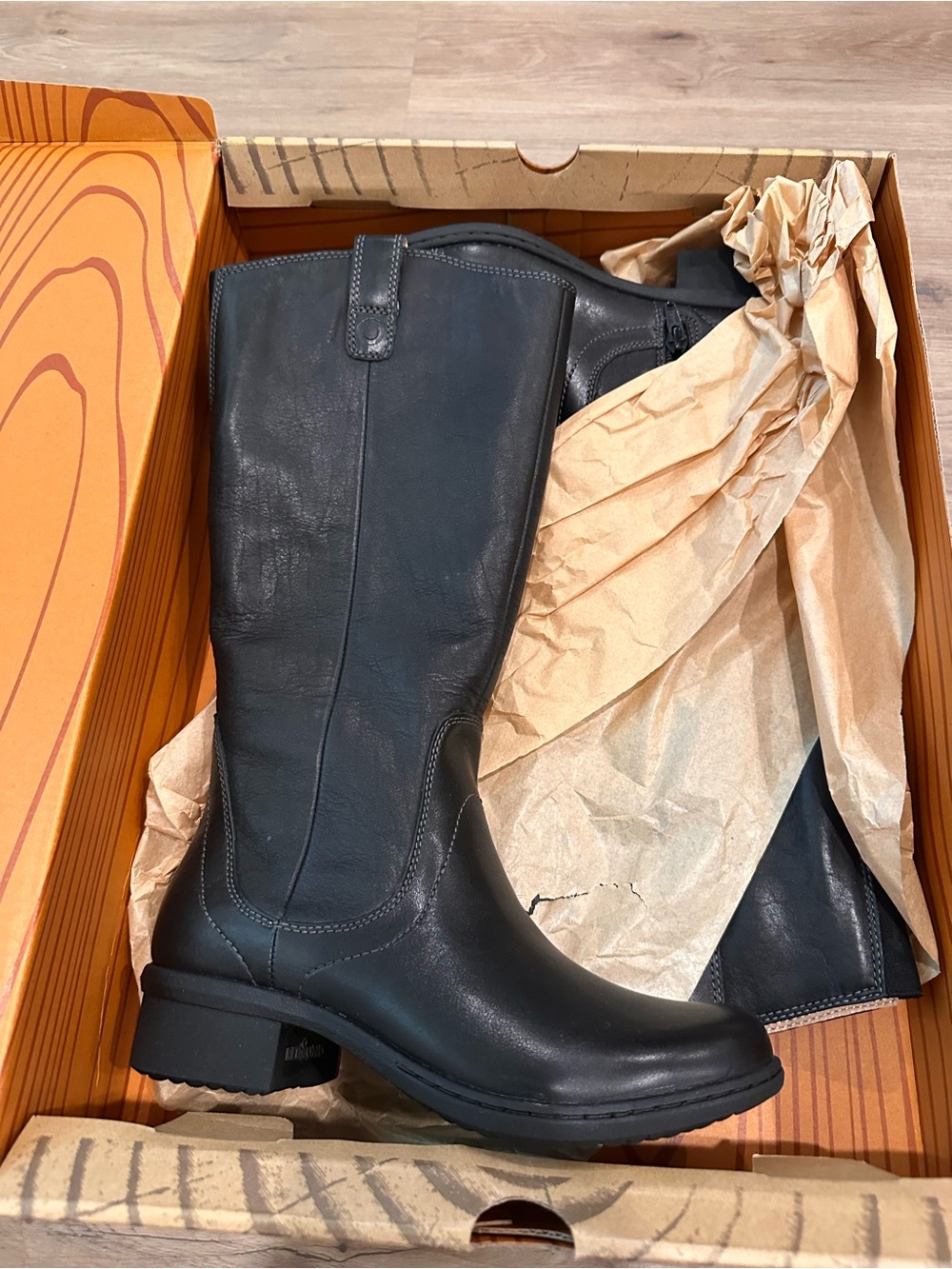 Bogs Black Leather Mid-Calf Lace-Up Boots